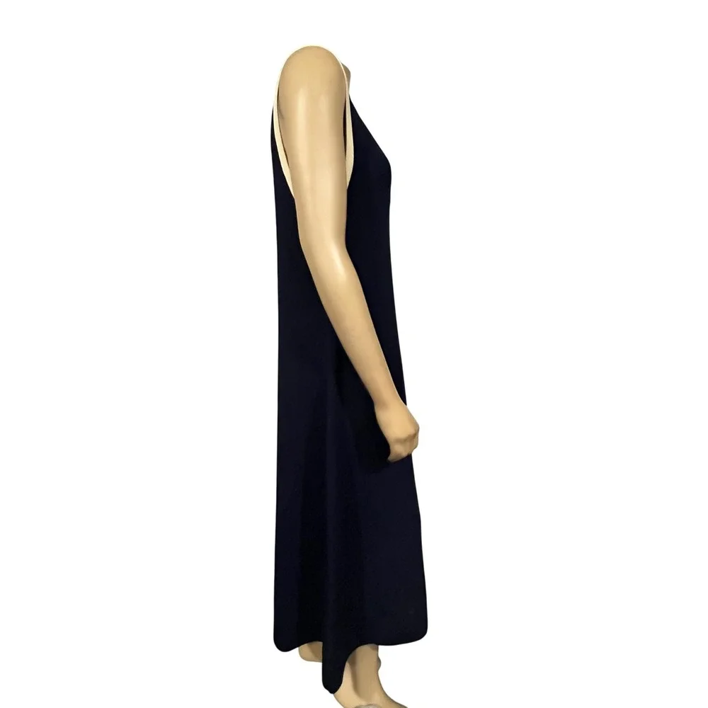 Luxely sleeveless knit